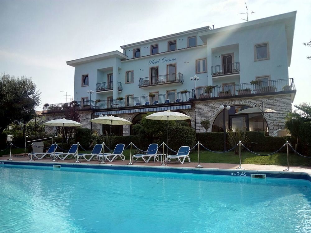 Hotel Oceano Пескьера-дель-Гарда Экстерьер фото