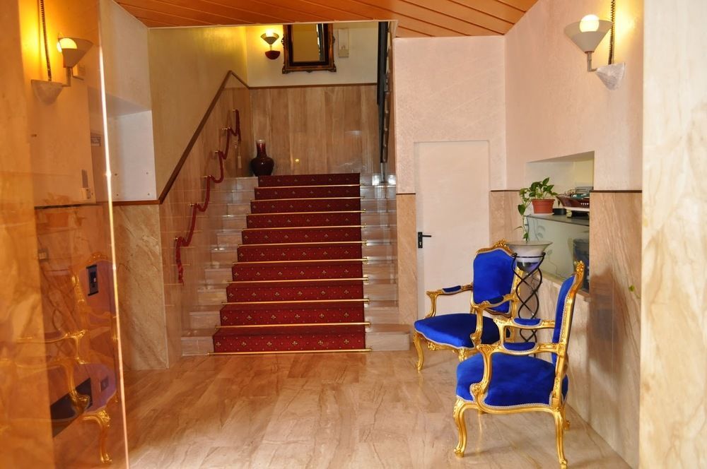 Hotel Oceano Пескьера-дель-Гарда Экстерьер фото