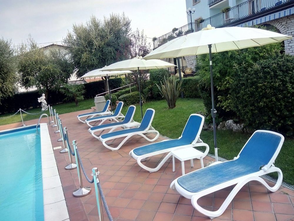 Hotel Oceano Пескьера-дель-Гарда Экстерьер фото